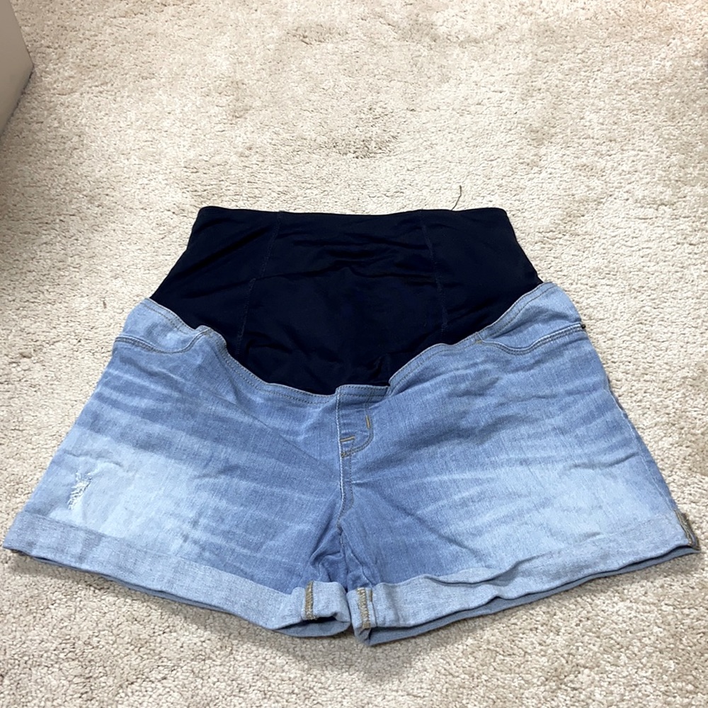 Maternity jean shorts - size 8